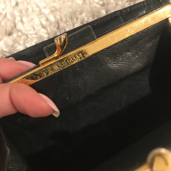Black vintage GUCCI wallet! - Picture 7 of 8